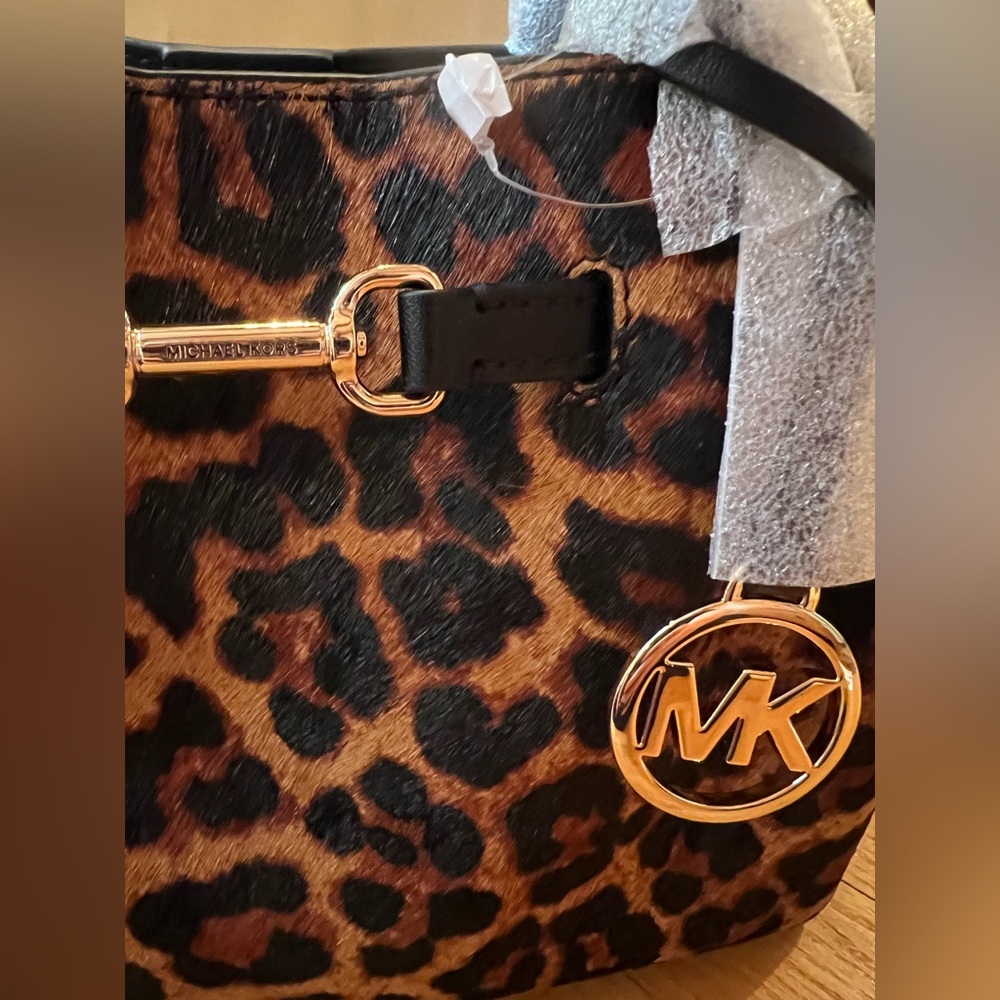 Michael Kors Carson Small Leopard Print Calf Hair Satchel Crossbody - Picture 8 of 14